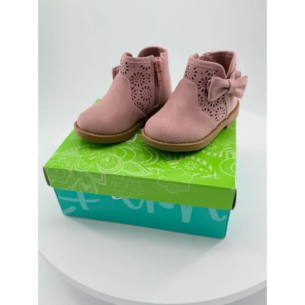 NWT Girls Toddler Shoe Size 5 Pink Ankle Bootie Suede Bow Perforated Pattern